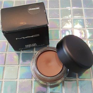 MAC PAINT POT (DISCONTINUED) Stringalong